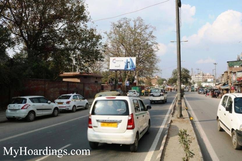 Best OOH Ad agency in Ranjit Singh Flyover toward Ramleela Maidan / Asaf Ali Road New Delhi, Hoardings Company New Delhi